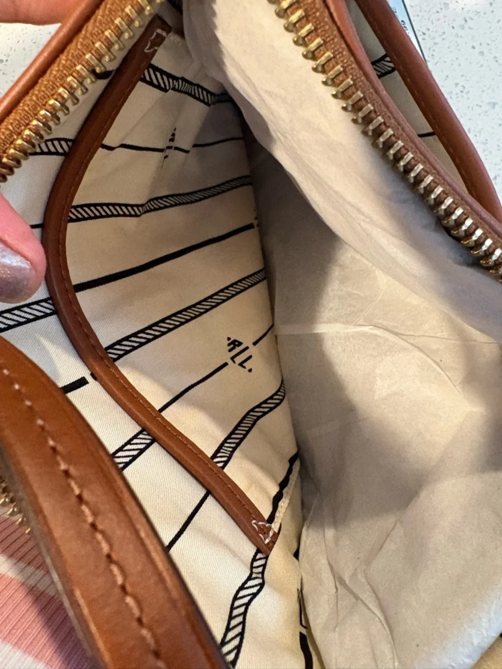 Ralph Lauren NWT Crossbody. Brown Leather Trim, Equestrian Print, Gold Hardware. - Picture 4 of 7